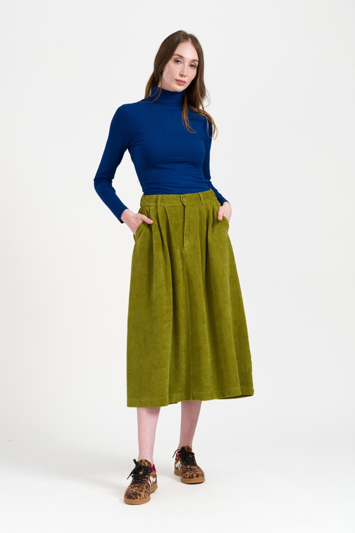 Isla Skirt Rib Velour | Sphagnum