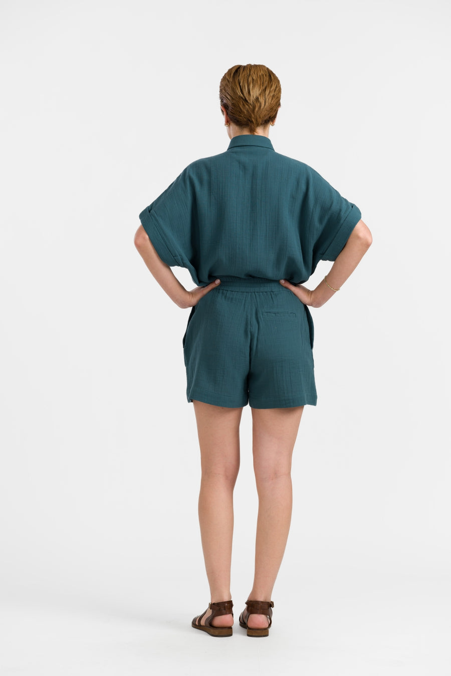 Megan korte broek | Crinkle Petrol