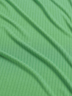 Sophie Top met korte vlindermouwen | Rib Green
