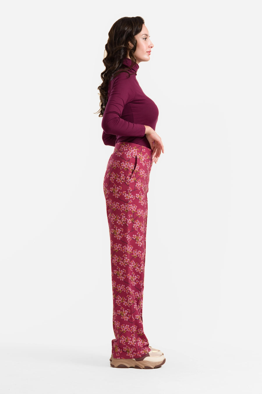 Hailey Broek | Blossom