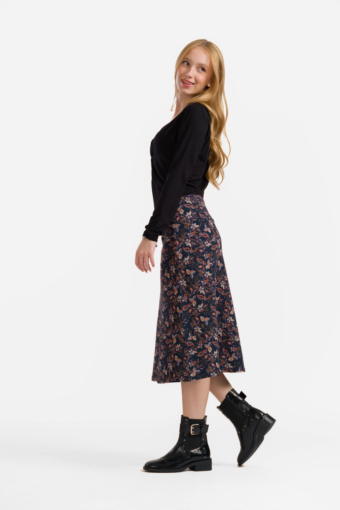 Claudia rok | Paisley