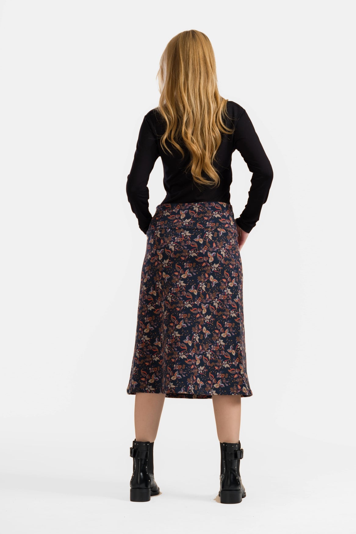 Claudia rok | Paisley