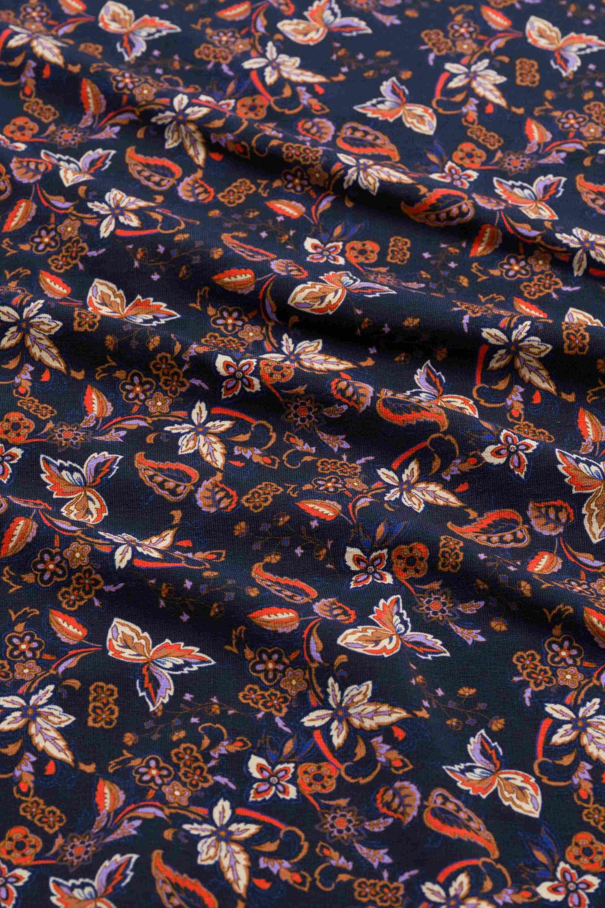 Claudia rok | Paisley
